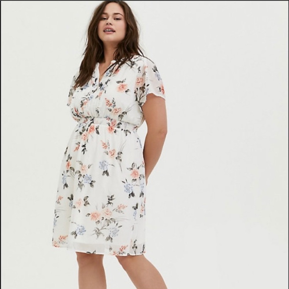 Torrid chiffon Dress Size 2
